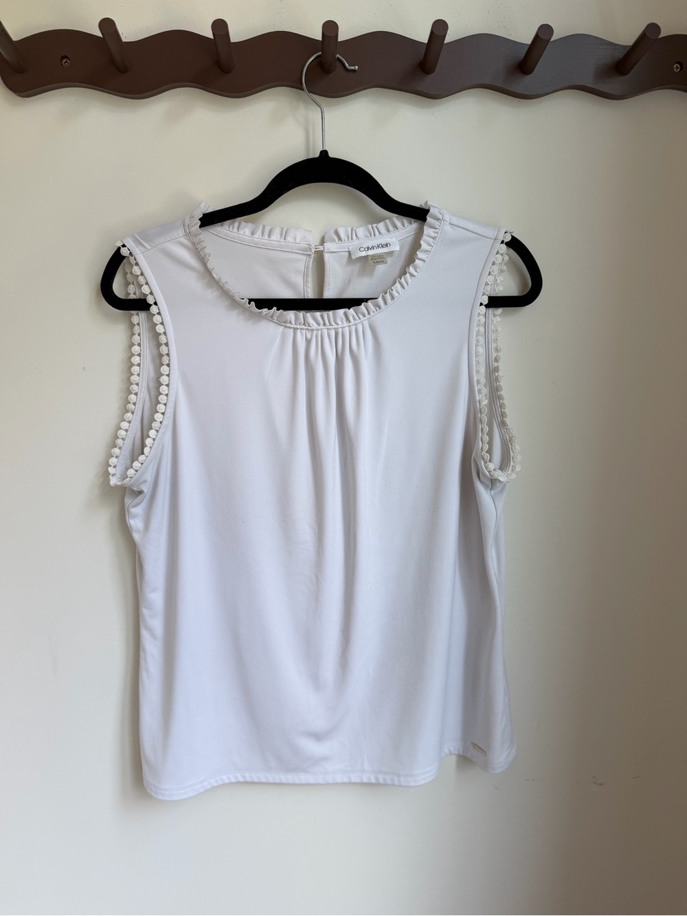 White Calvin Klein Shell Tank Size XL